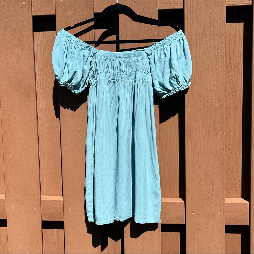 Cute Turquoise puff sleeve dress